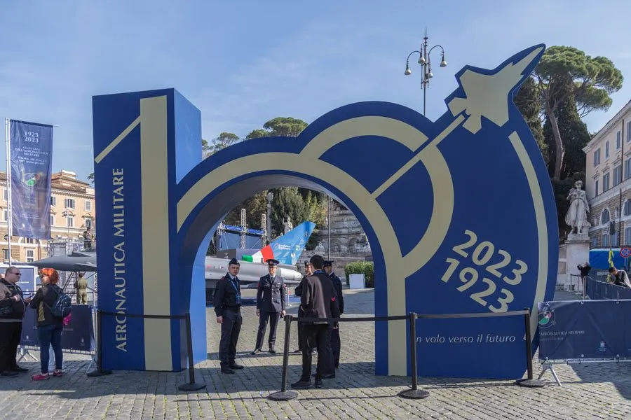 Centenario Aeronautica Militare: inaugurata la Mostra Itinerante che ripercorre i primi 100 anni di storia dell’Arma Azzurra